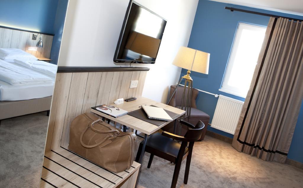 Dock1 Hotell Regensburg Rum bild
