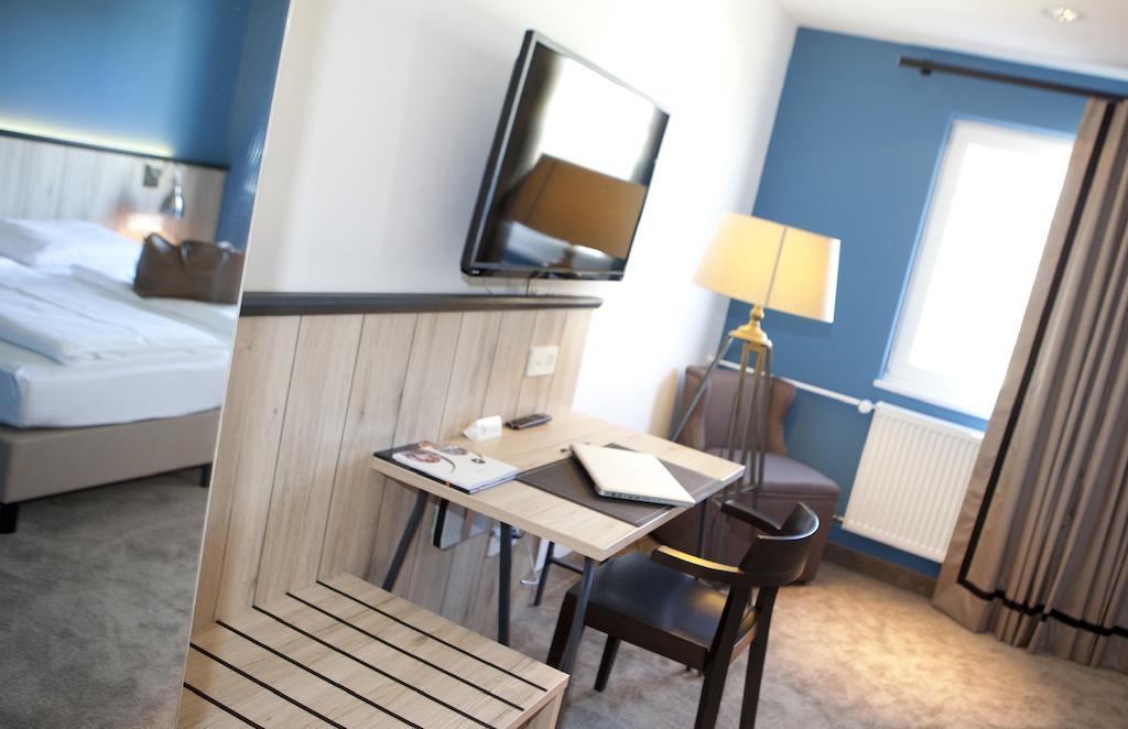 Dock1 Hotell Regensburg Rum bild